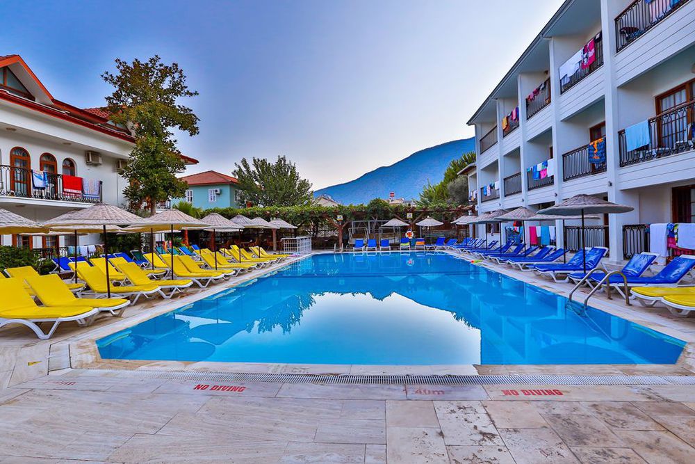 Blue Green Apartment Fethiye Buitenkant foto