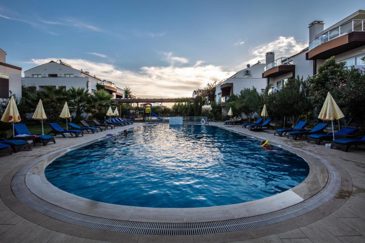 Blue Green Apartment Fethiye Buitenkant foto
